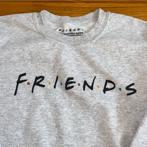 Urban Outfitters FRIENDS Sweatshirt Size M - Picture 3 of 4